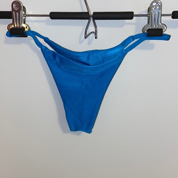 Lali and Layla bikini set - Picture 5 of 13